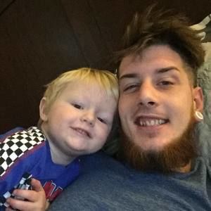 Meet your Posher, Zachary